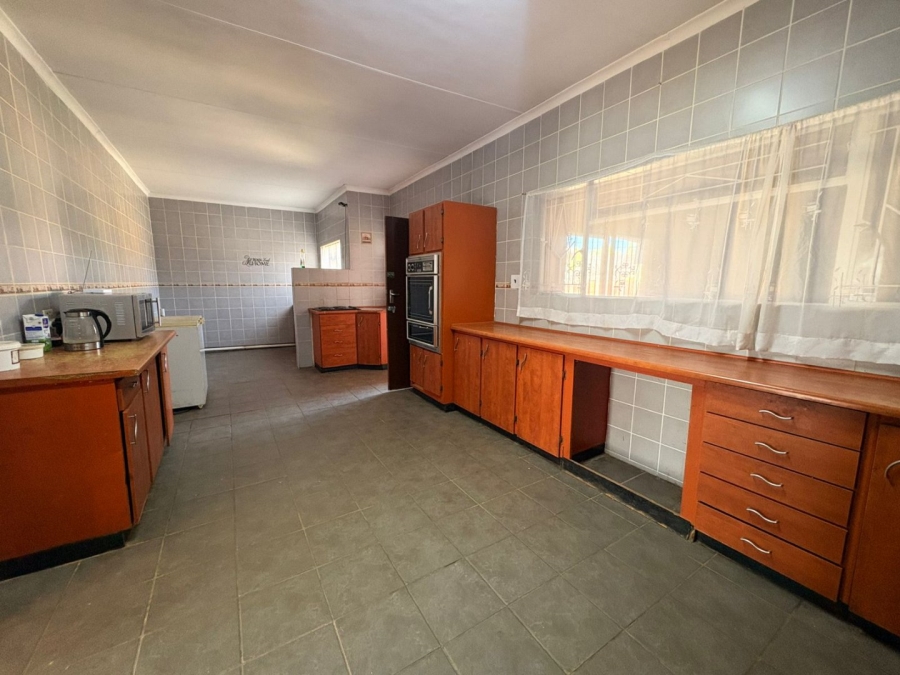 4 Bedroom Property for Sale in Stilfontein Ext 4 North West